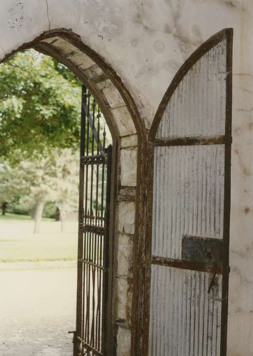 archway, Waverly Public Library, Cemeteries and Funerals, cemetery vault, metal gates, Iowa History, Iowa, history of Iowa