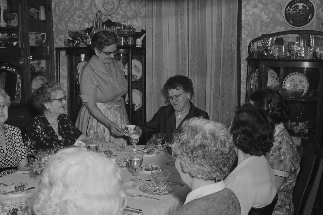 Families, Coon Rapids Enterprise, United States, ia, celebration, IA, Coon Rapids, tableware, Photos, historic, meal, Iowa, history, Homes, dining table, woman, curtains
