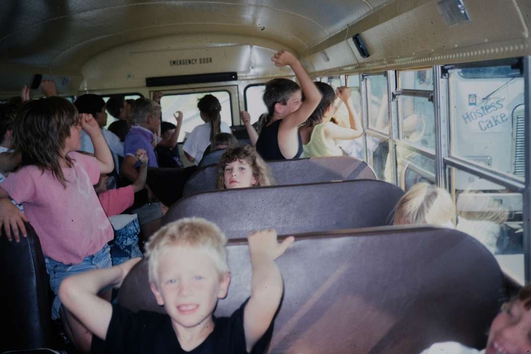 ia, second grade missouri trip, Schools and Education, school bus, Iowa, history, Photos, Coon Rapids Enterprise, Children, missouri trip, historic, United States, MO, school trip