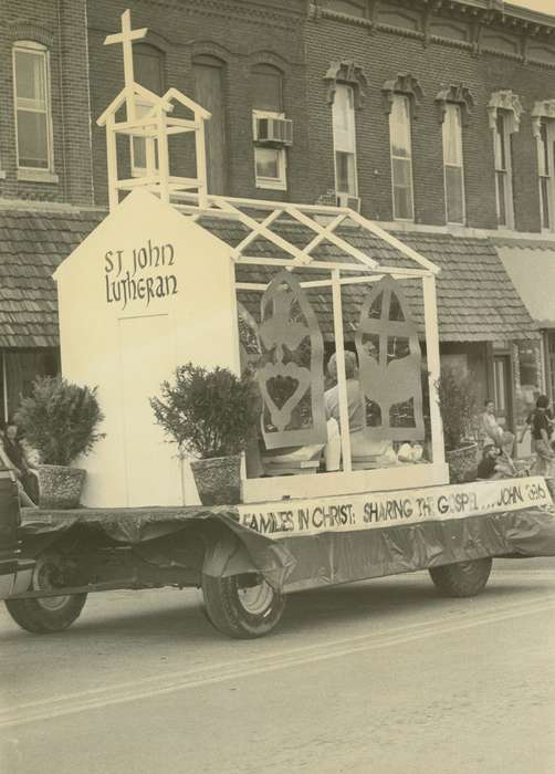 Religion, Fairs and Festivals, Cities and Towns, Waverly Public Library, Iowa History, parade float, parade, Waverly, IA, Holidays, Iowa, history of Iowa, church, Outdoor Recreation