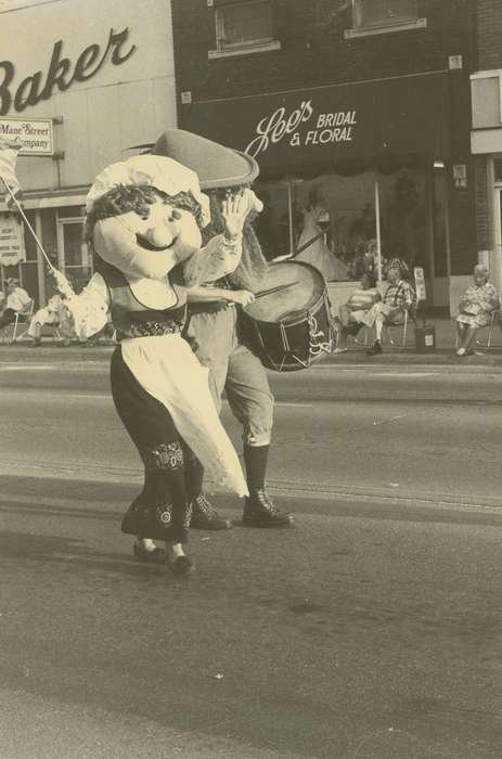 mascot, parade, Waverly, IA, Iowa, Outdoor Recreation, drum, Waverly Public Library, Holidays, Main Streets & Town Squares, Iowa History, history of Iowa, Fairs and Festivals, Cities and Towns