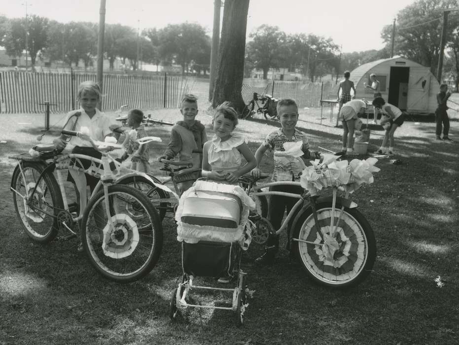 Outdoor Recreation, history of Iowa, Children, IA, Portraits - Group, Waverly Public Library, stroller, Iowa, Iowa History, correct date needed, bicycle