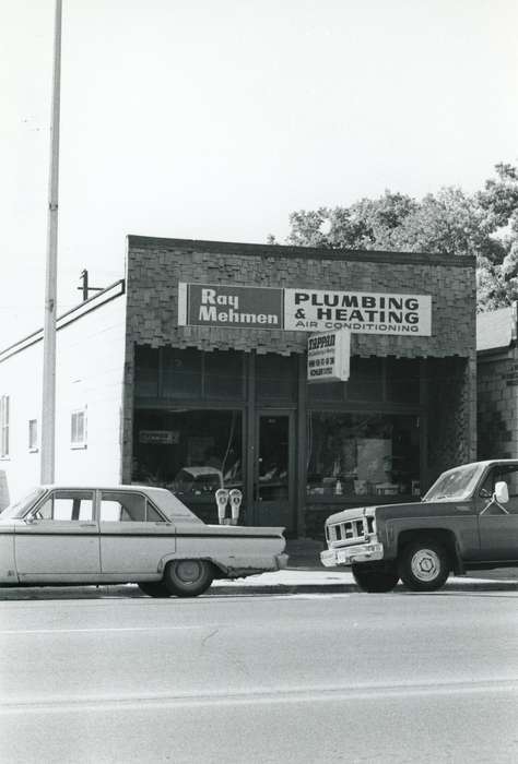 correct date needed, Iowa History, history of Iowa, Iowa, storefront, Waverly Public Library, Businesses and Factories