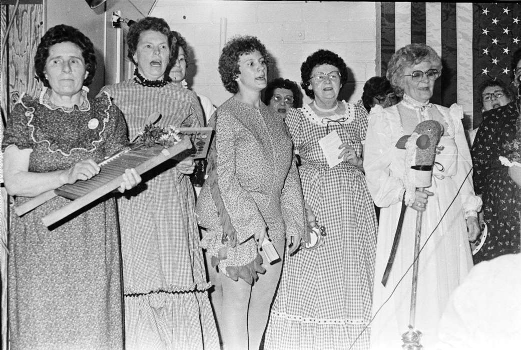 Iowa, women, Leisure, Carroll, United States, historic, history, Coon Rapids Enterprise, Photos, group, IA, performance, ia, Entertainment, Dedham