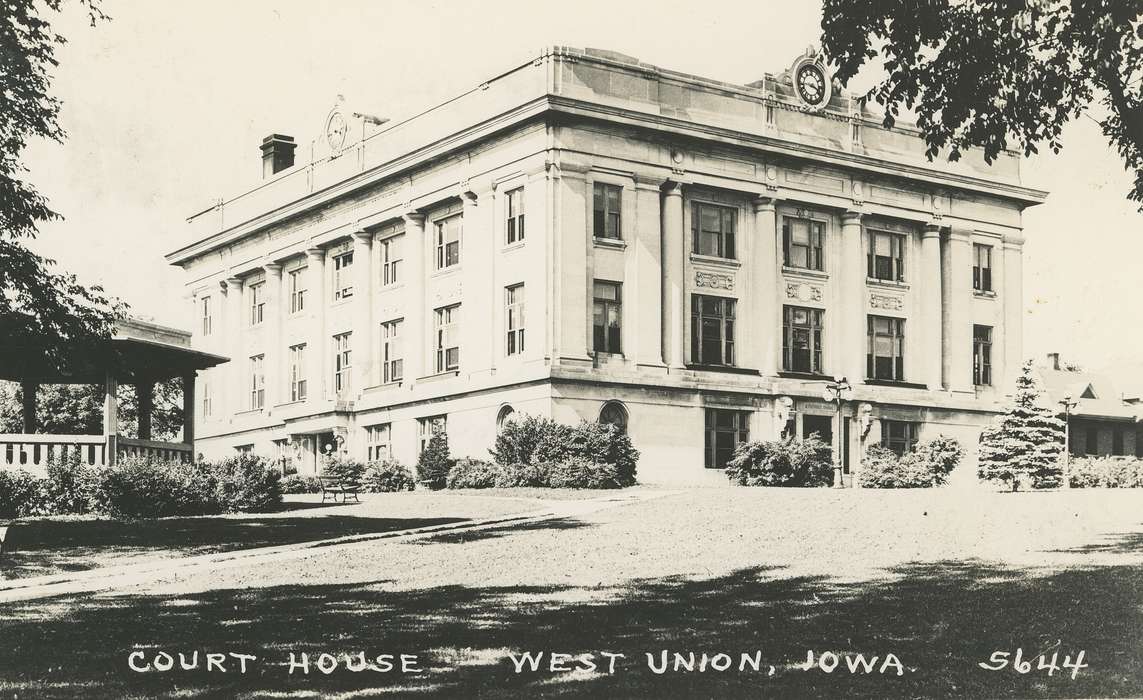 postcard, Iowa History, history of Iowa, Iowa, Civic Engagement, Shaulis, Gary, court house