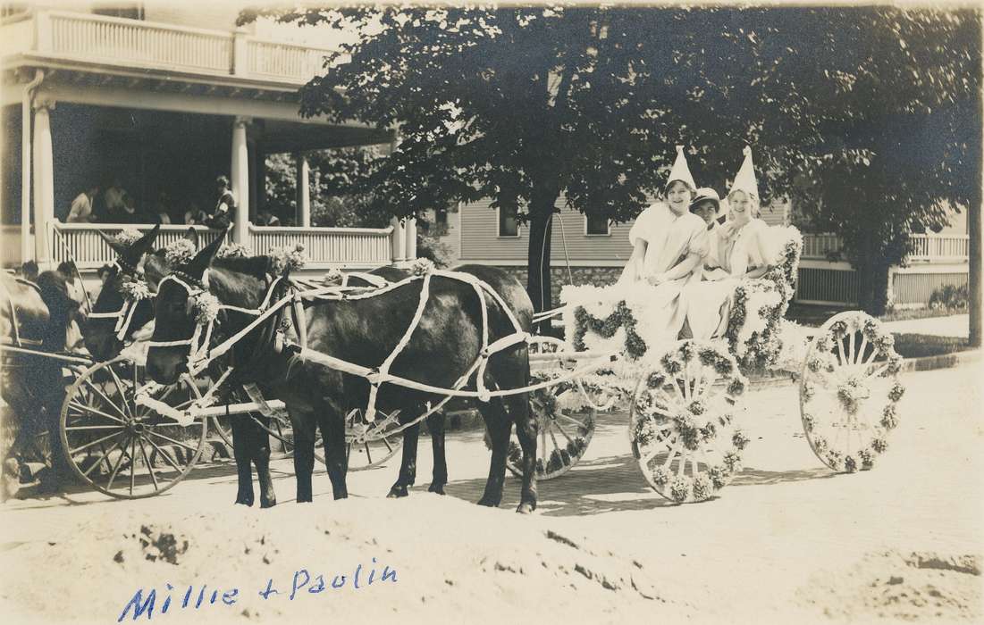 Portraits - Group, Families, history, Photos, horse, Children, horse and cart, Animals, family, Jacobsen, Andrea, Iowa, IA, Fairs and Festivals, Cities and Towns, Gladbrook, Tama, gladbrook corn festival, United States, ia, historic