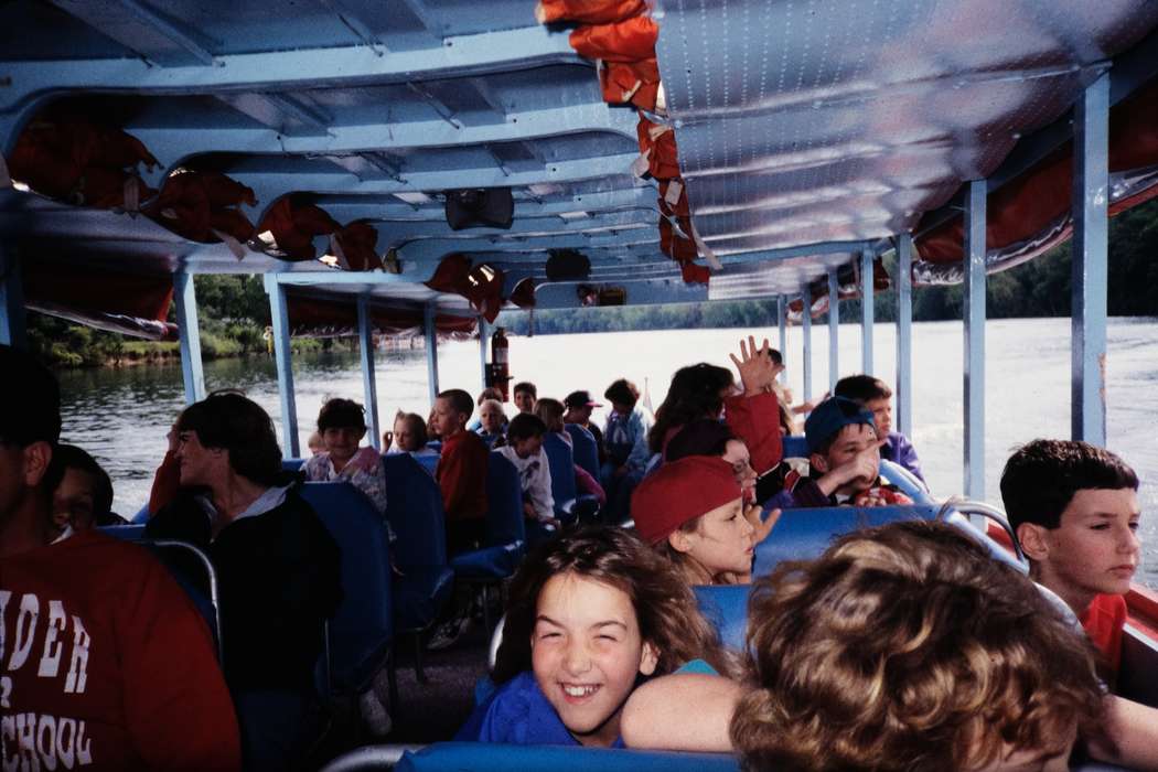 ia, school trip, Travel, second grade missouri trip, Outdoor Recreation, Iowa, history, Photos, MO, Coon Rapids Enterprise, Children, missouri trip, historic, boat, United States, Motorized Vehicles, field trip