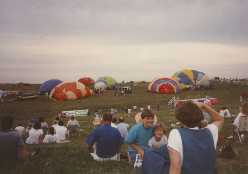 Leisure, Iowa, Portraits - Group, hot air balloon, Iowa History, history of Iowa, Indianola, IA, Fairs and Festivals, Children, Boylan, Margie