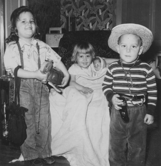Children, Iowa History, doll, Portraits - Group, cowboy costume, Ihnen, Lorraine, Iowa, history of Iowa, IA