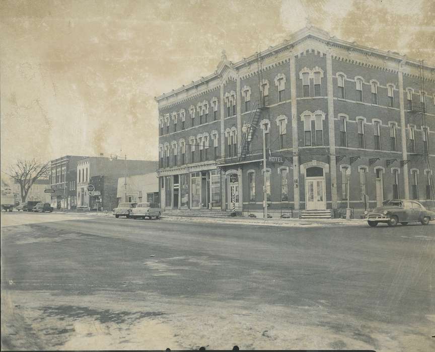 Waverly, IA, Iowa, Waverly Public Library, hotel, Main Streets & Town Squares, Motorized Vehicles, plymouth, correct date needed, rambler, chevrolet, Iowa History, history of Iowa, brick building, Businesses and Factories