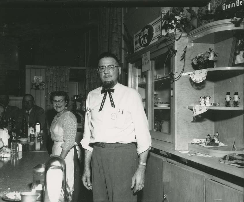 counter, beer, Waverly Public Library, Labor and Occupations, glasses, pepper shaker, restaurant, Denver, IA, history of Iowa, Iowa, Iowa History, Portraits - Group, Businesses and Factories, salt shaker, bowtie