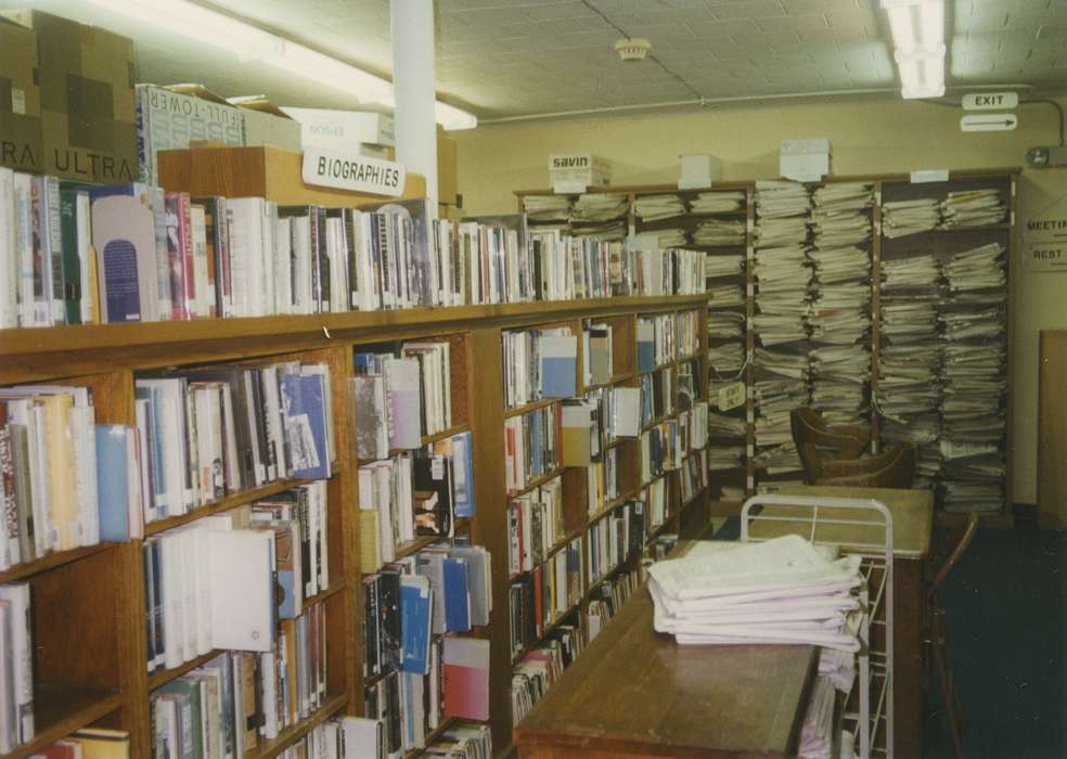 papers, books, bookshelf, Waverly Public Library, Iowa History, Iowa, Leisure, history of Iowa