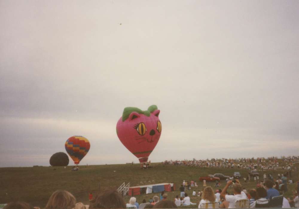 hot air balloon, Fairs and Festivals, Iowa History, Iowa, Leisure, Boylan, Margie, Indianola, IA, history of Iowa