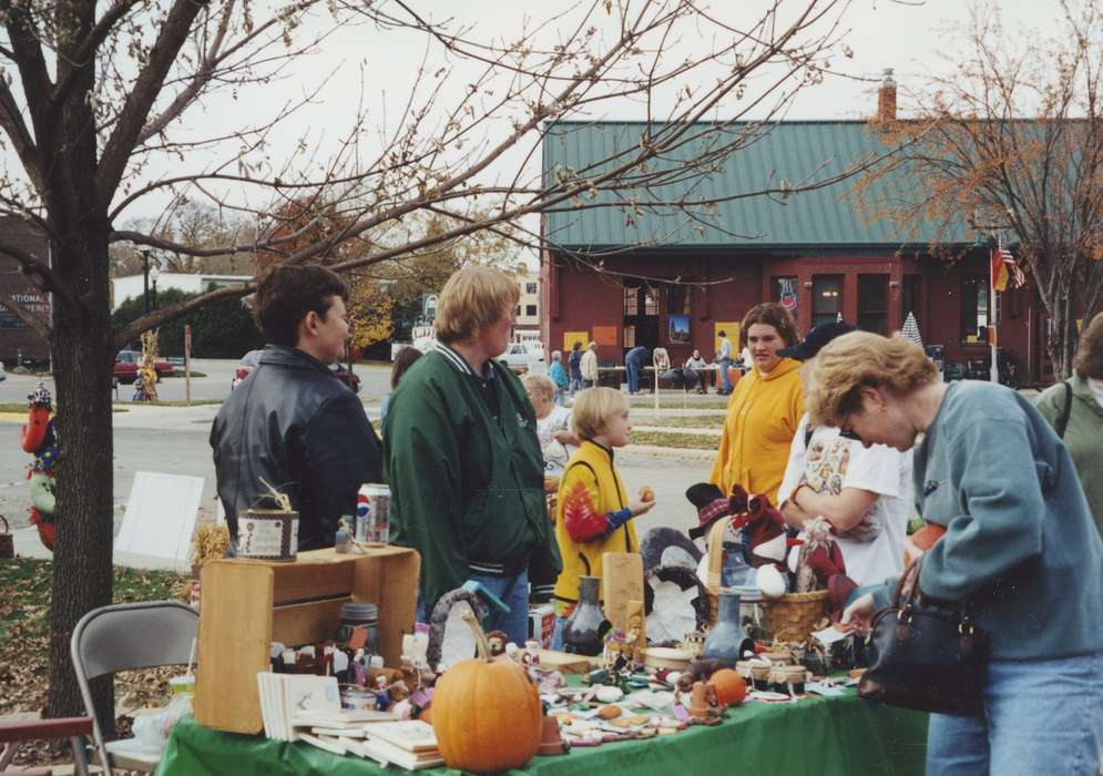 sales table, Waverly Public Library, Cities and Towns, Holidays, Iowa, Civic Engagement, Iowa History, history of Iowa, correct date needed, crafts, autumn