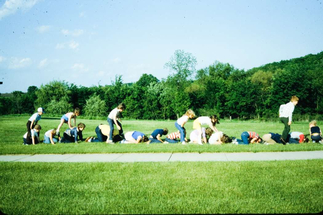 Photos, Leisure, Children, sidewalk, playing, girl, Travel, leapfrog, United States, Iowa, ia, history, Coon Rapids Enterprise, boy, MO, historic