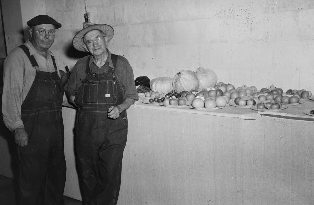 Portraits - Group, United States, history, ia, Photos, Coon Rapids Enterprise, historic, Iowa, IA, produce, Coon Rapids
