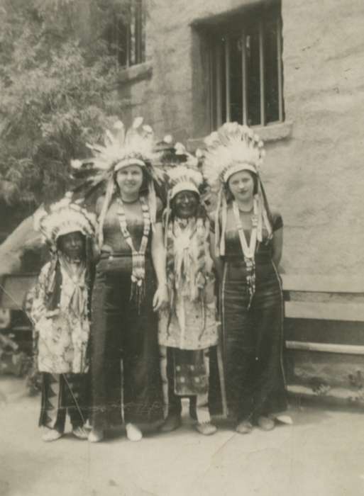 indigenous, native american, Iowa History, Iowa, history of Iowa, first nation, Portraits - Group, Fairs and Festivals, redface, CO, Children, Maharry, Jeanne