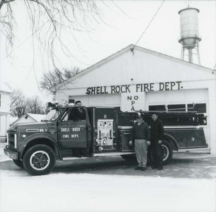 Waverly Public Library, fire truck, Iowa History, history of Iowa, fire department, Main Streets & Town Squares, firemen, Labor and Occupations, main street, Iowa