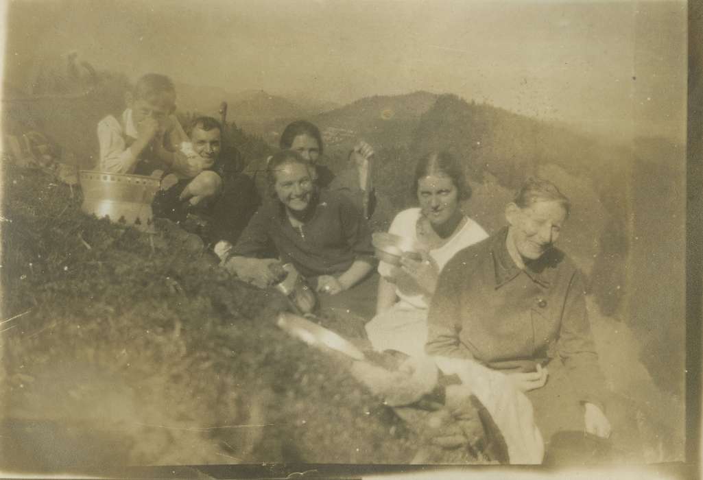 mountain, Fabos, Edith, Portraits - Group, picnic, Food and Meals, Leisure