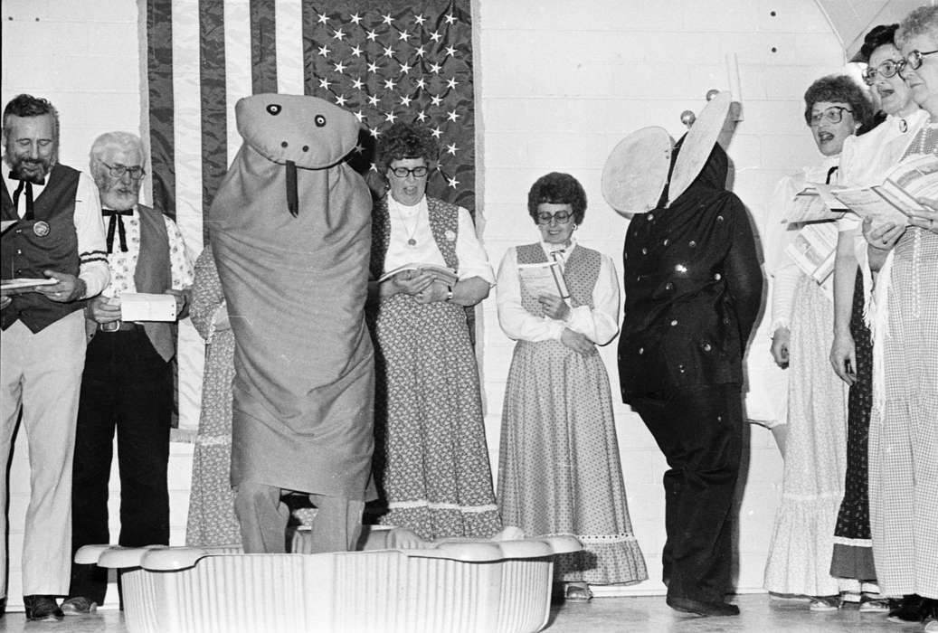 singing, Iowa, Carroll, variety show, United States, historic, history, Coon Rapids Enterprise, Photos, IA, performance, ia, Entertainment, Dedham
