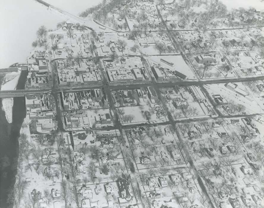 Winter, tree, Businesses and Factories, Homes, Lakes, Rivers, and Streams, road, history of Iowa, Aerial Shots, Iowa History, Cities and Towns, roof, Waverly Public Library, Iowa
