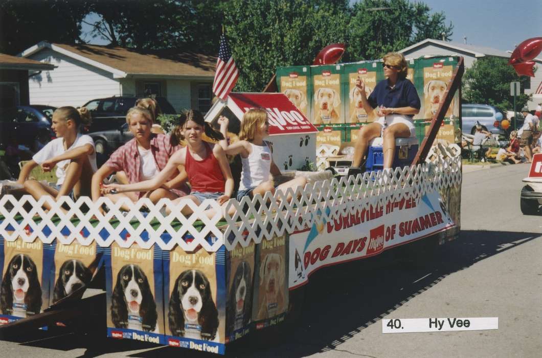 parade, fourth of july, Children, Fairs and Festivals, Holidays, hy-vee, parade float, dog food, Johnson County Historical Society, Businesses and Factories