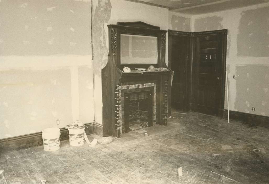 Homes, remodeling, bedroom, Waverly Public Library, Iowa History, Iowa, history of Iowa, fireplace