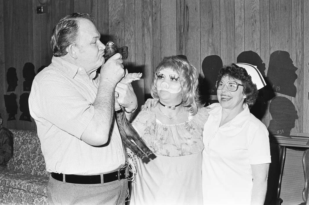 Coon Rapids Enterprise, Coon Rapids, Entertainment, Iowa, historic, pig, United States, costume, ia, history, Photos, IA