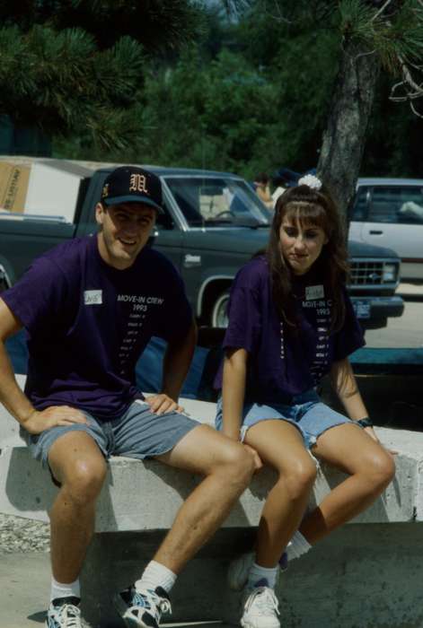 bangs, uni, Cedar Falls, IA, university of northern iowa, Iowa, Iowa History, Schools and Education, history of Iowa, Portraits - Group, Motorized Vehicles, truck, baseball cap, Labor and Occupations, UNI Special Collections & University Archives, scrunchie, t-shirt