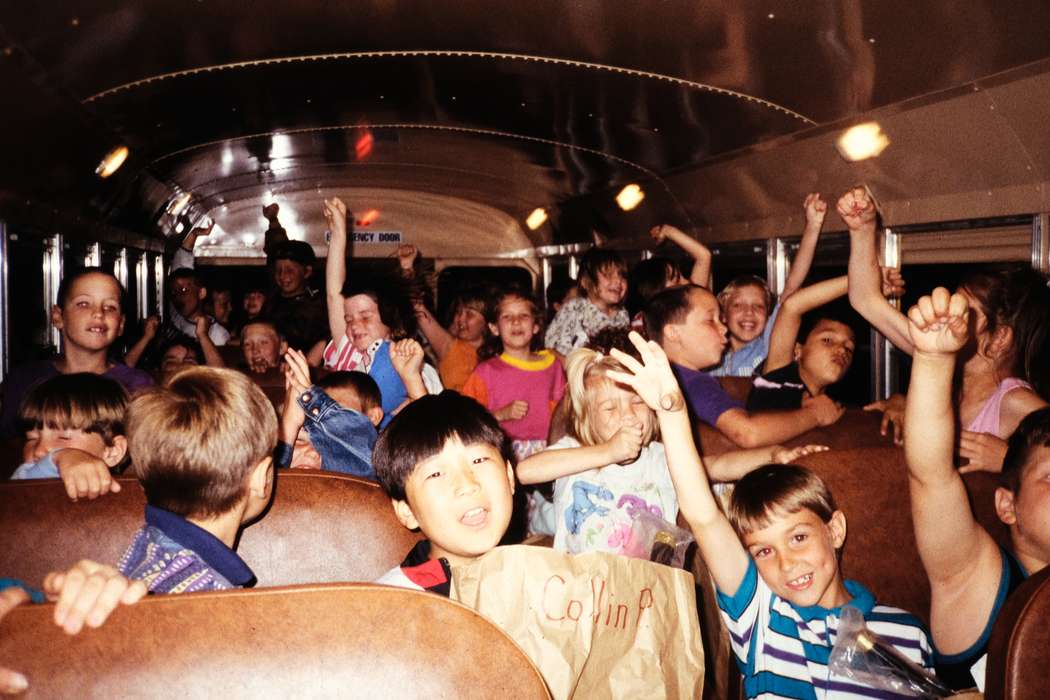 ia, children, school bus, Iowa, Motorized Vehicles, Coon Rapids Enterprise, Children, United States, cheers, second grade missouri trip, Schools and Education, history, candid, Photos, historic, missouri trip, smiles, MO, school trip