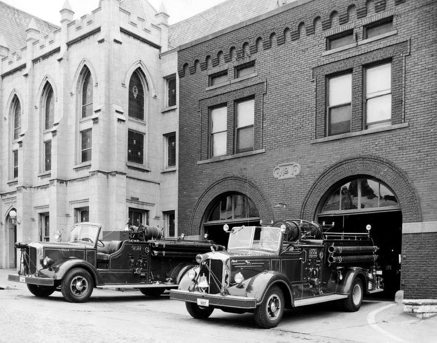 Cities and Towns, Lemberger, LeAnn, Iowa History, fire engine, Iowa, Labor and Occupations, Ottumwa, IA, history of Iowa, Motorized Vehicles