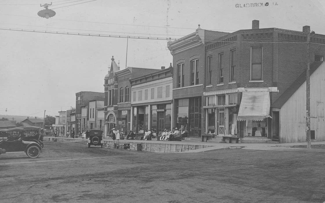 history of Iowa, Cities and Towns, store, car, Reinhard, Lisa, Gladbrook, IA, Iowa History, Iowa, Leisure, Motorized Vehicles, Main Streets & Town Squares