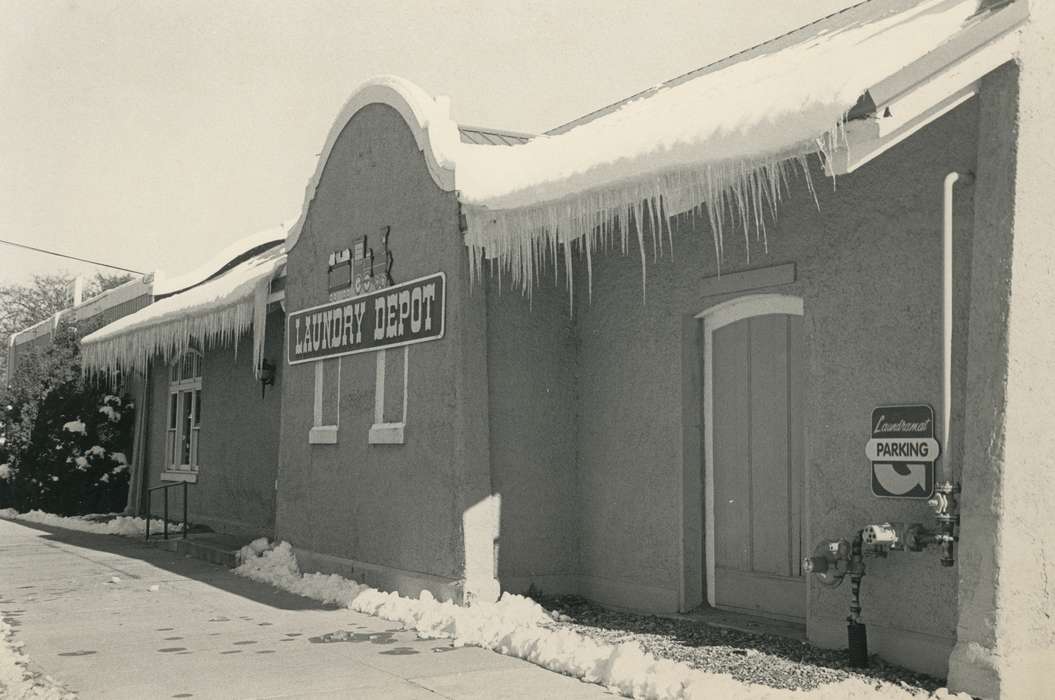 laundromat, Waverly Public Library, Cities and Towns, icicle, Iowa History, snow, laundry, Iowa, history of Iowa, Businesses and Factories