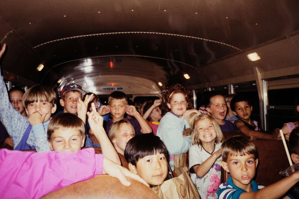 ia, children, school bus, Iowa, Motorized Vehicles, Coon Rapids Enterprise, Children, United States, second grade missouri trip, Schools and Education, group photo, history, candid, Photos, historic, missouri trip, smiles, MO, school trip