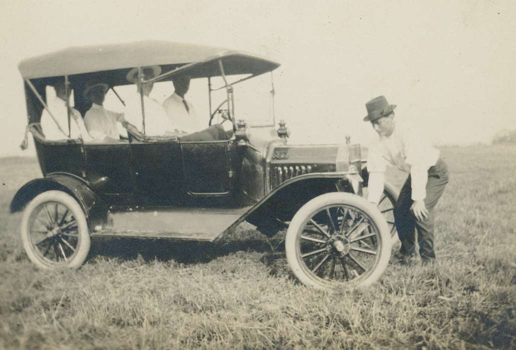 passenger, Iowa History, car, Spilman, Jessie Cudworth, Iowa, Motorized Vehicles, history of Iowa, USA
