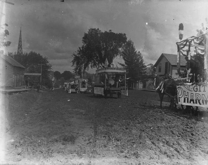 Fairs and Festivals, Cities and Towns, Iowa History, parade, Main Streets & Town Squares, mud, Iowa, road, Anamosa Library & Learning Center, IA, history of Iowa