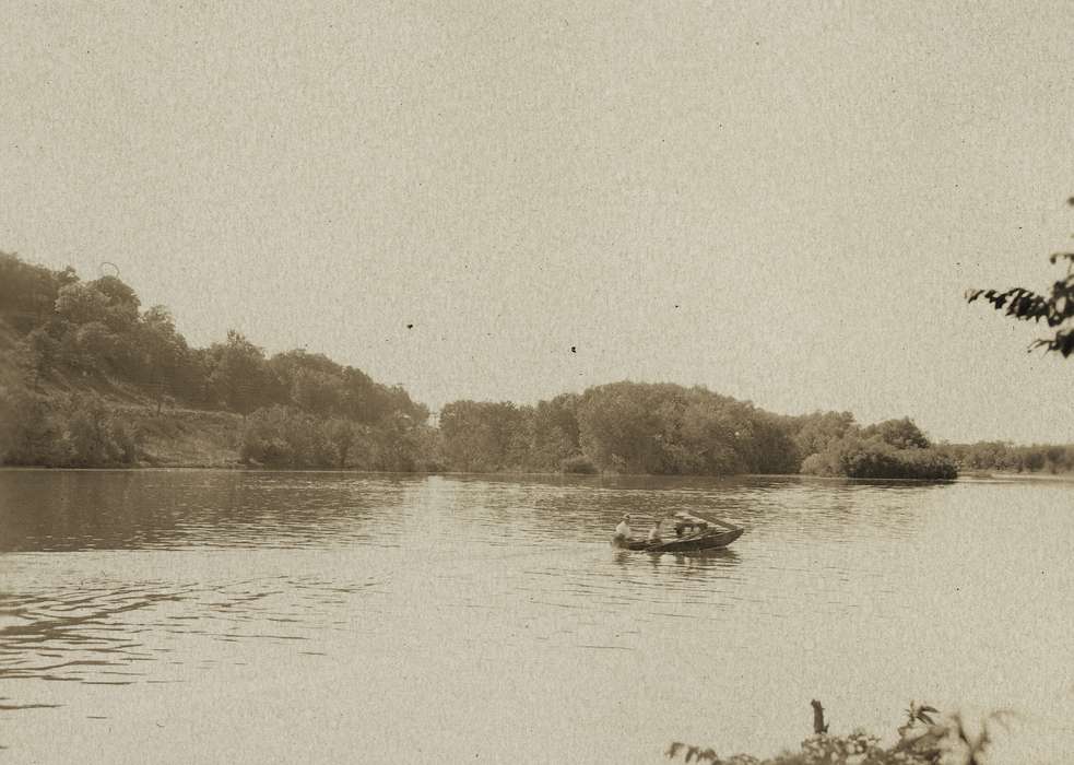 IA, City of Cedar Falls, Black Hawk, Outdoor Recreation, rowing, Landscapes, Cedar Falls, United States, Iowa, ia, historic, Lakes, Rivers, and Streams, row boat, Photos, history