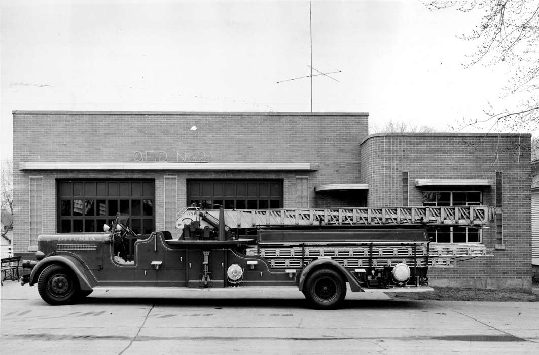 history of Iowa, fire station, Cities and Towns, Iowa History, truck, Motorized Vehicles, fire truck, Ottumwa, IA, Iowa, Lemberger, LeAnn