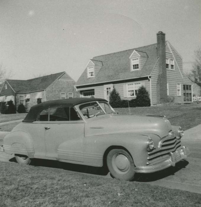 Cedar Falls, IA, house, Iowa, Iowa History, history of Iowa, Homes, Motorized Vehicles, Burk, Susan, car, pontiac