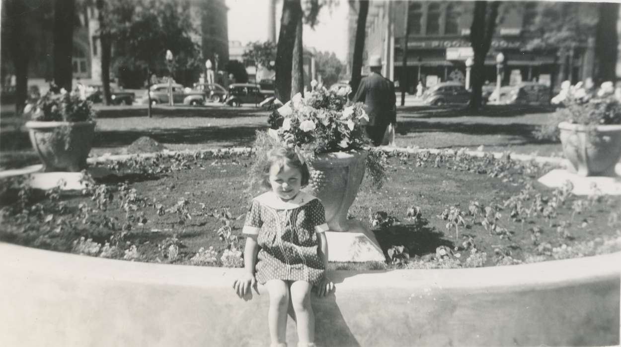 Kral, Ty, ia, Iowa, mainstreet, Portraits - Individual, Cities and Towns, IA, Cerro Gordo, park, Photos, history, Children, Main Streets & Town Squares, historic, United States, girl, Mason City