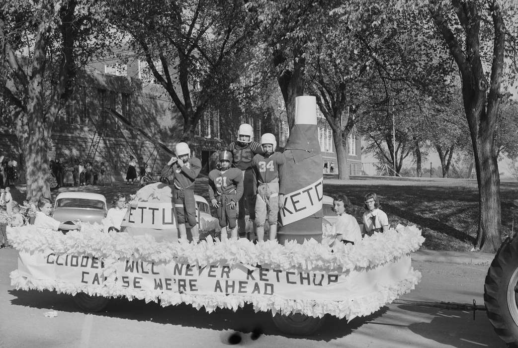Iowa, IA, parade, United States, Photos, historic, football, Coon Rapids, history, homecoming, Entertainment, ketchup, parade float, Coon Rapids Enterprise, ia, Children