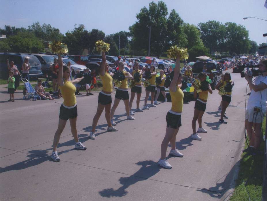 parade, dancers, Children, fourth of july, Fairs and Festivals, Holidays, cheerleaders, Johnson County Historical Society, camera, Sports