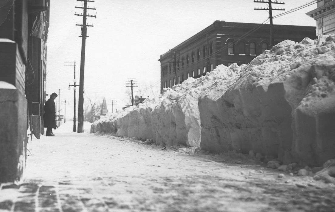 snow, telephone pole, Suarez, Christine, Main Streets & Town Squares, Iowa History, Spirit Lake, IA, Winter, Cities and Towns, Iowa, history of Iowa