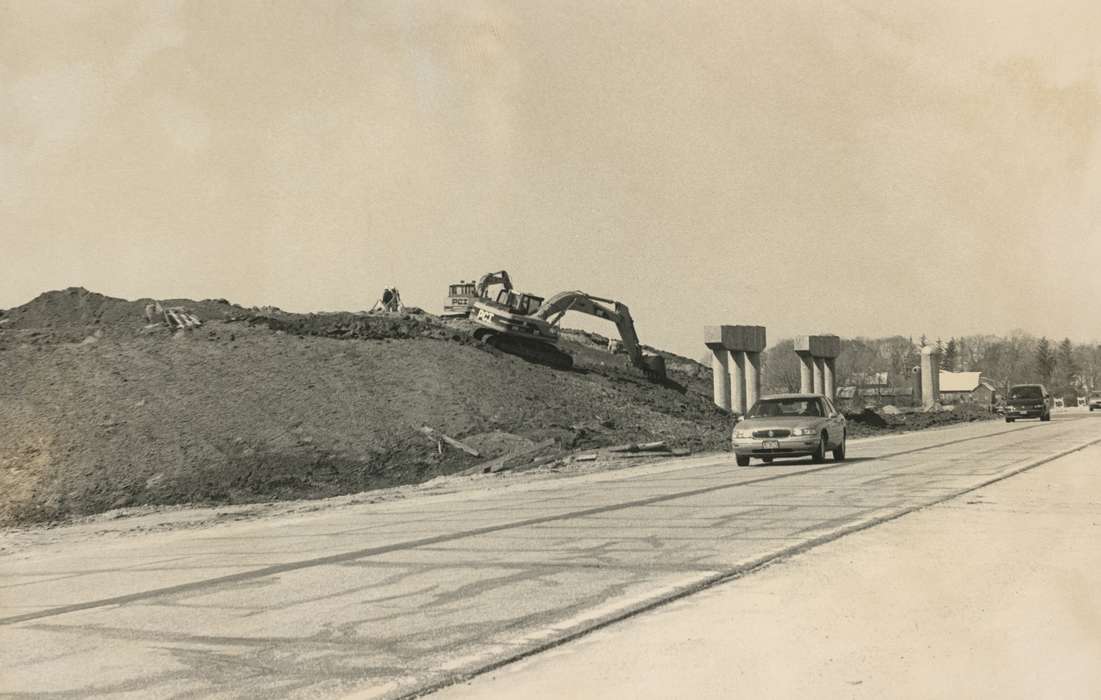 road construction, construction crew, Waverly Public Library, Iowa History, construction equipment, Iowa, Motorized Vehicles, history of Iowa, Labor and Occupations