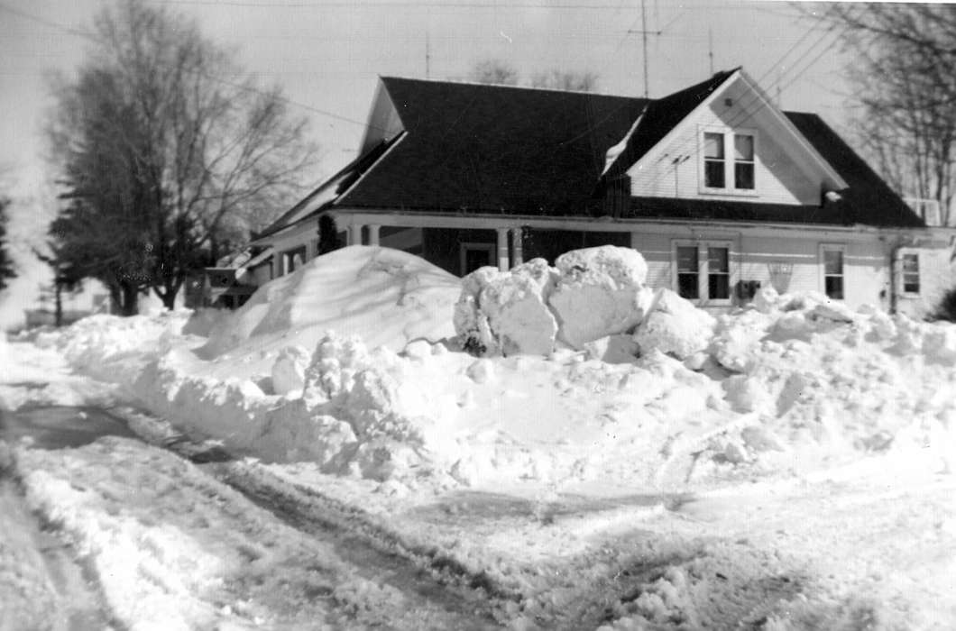 Brockmeyer, Janet, road, house, history of Iowa, Iowa, Winter, Iowa History, Mason City, IA, snow