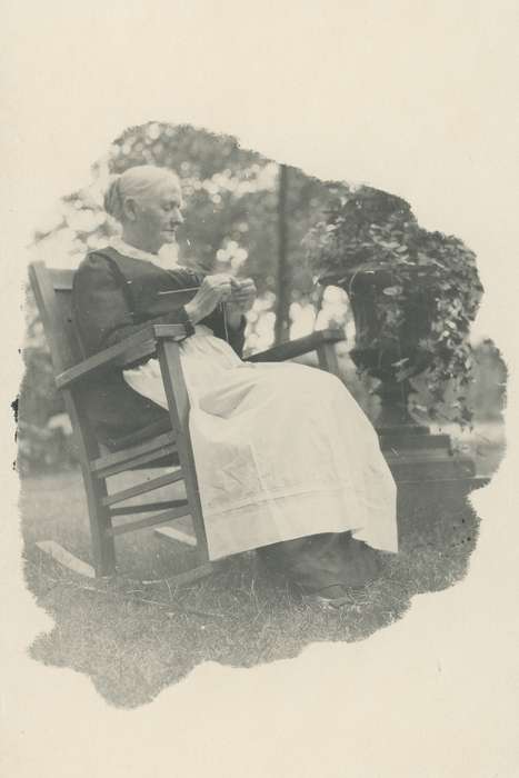 history of Iowa, apron, rocking chair, Portraits - Individual, Waverly Public Library, Iowa, Iowa History, old woman, knitting