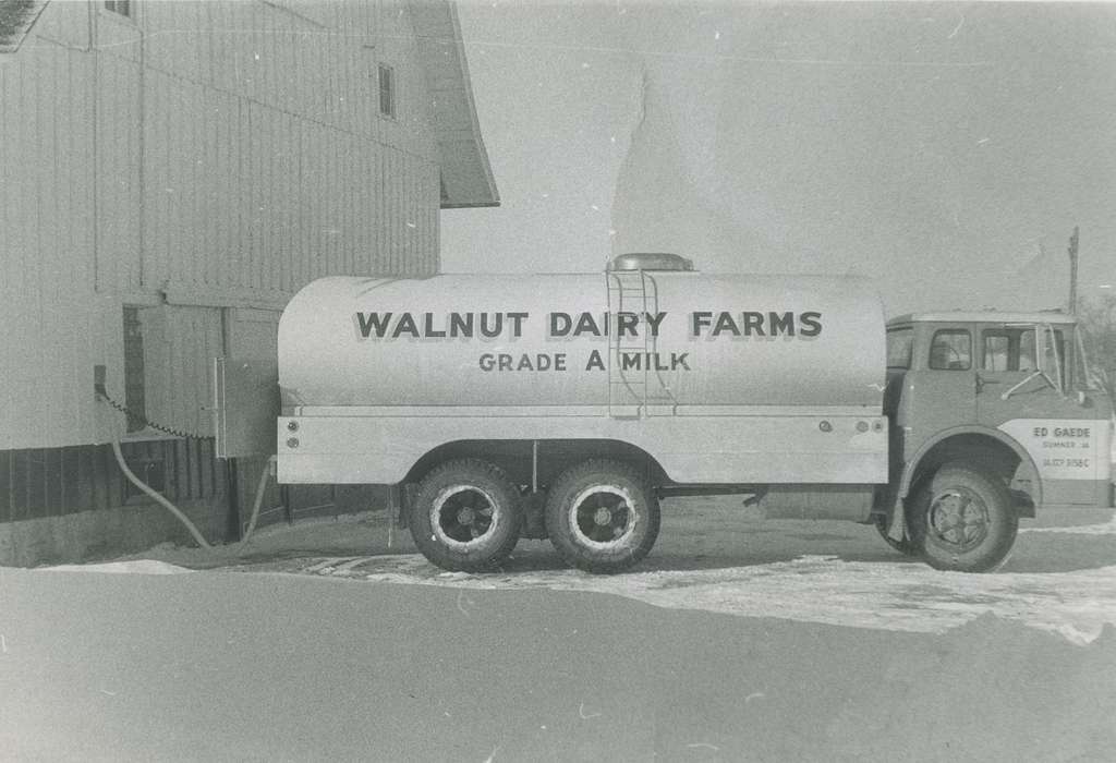 dairy, Businesses and Factories, Farms, Gaede, Russell, Iowa History, truck, Iowa, Sumner, IA, Motorized Vehicles, history of Iowa, Labor and Occupations, milk
