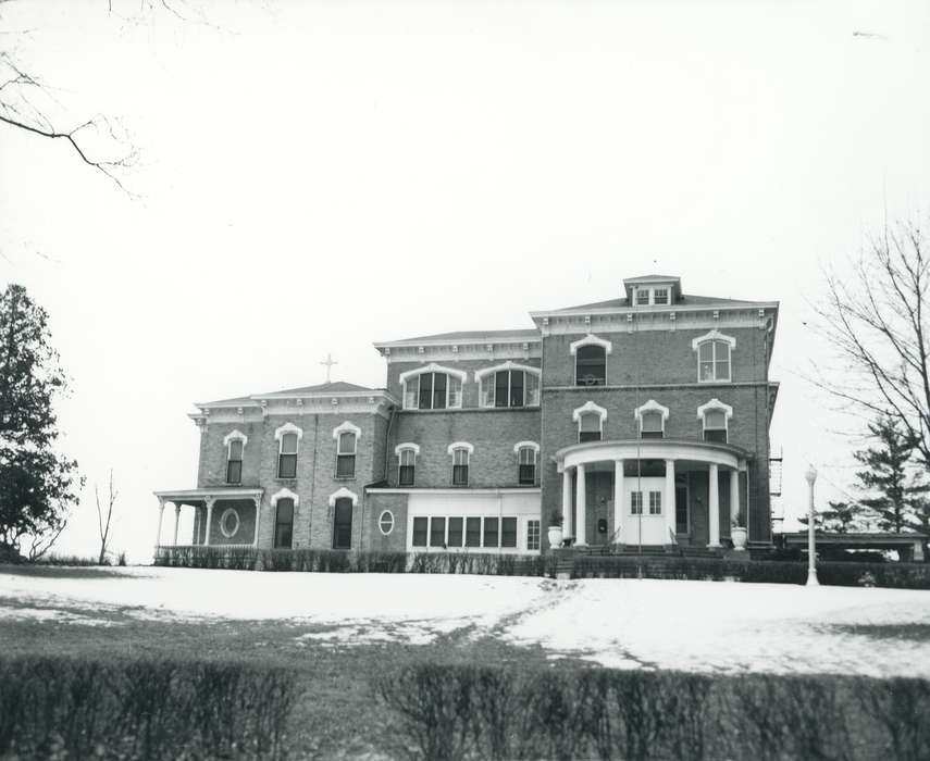Waverly Public Library, hospital, Iowa, Iowa History, Hospitals, history of Iowa, old house, house