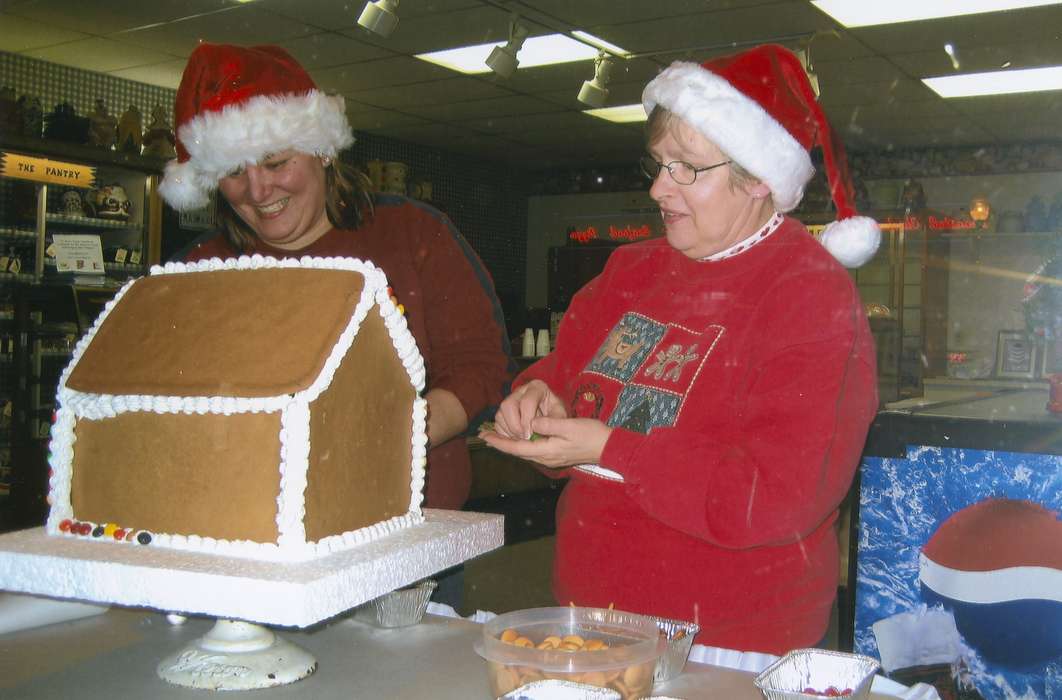 Holidays, history of Iowa, Waverly Public Library, Iowa, Iowa History, correct date needed, gingerbread house, women, christmas