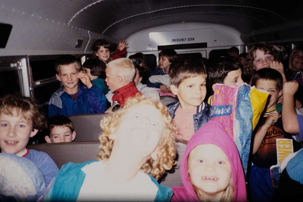 ia, Travel, second grade missouri trip, Schools and Education, school bus, Iowa, history, Photos, MO, Coon Rapids Enterprise, Portraits - Group, Children, missouri trip, historic, United States, Motorized Vehicles, school trip